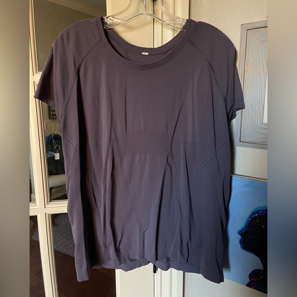 Women's Athleta 1X Smoky Violet Momentum Top